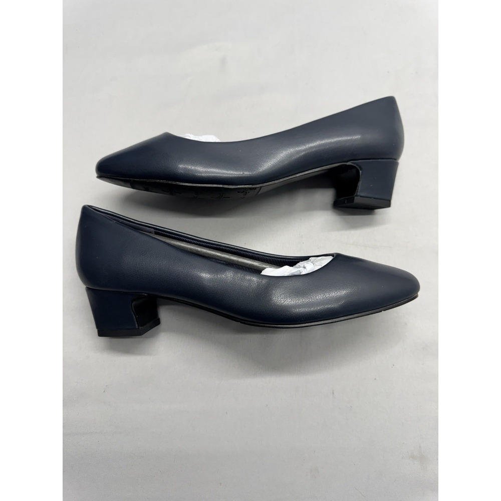 Women's Easy Street Block Heel Pumps Navy Blue- Size 6.5